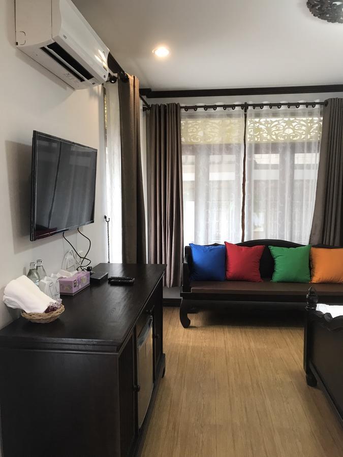 Banchan Hostel Пра Након Си Аютая Екстериор снимка